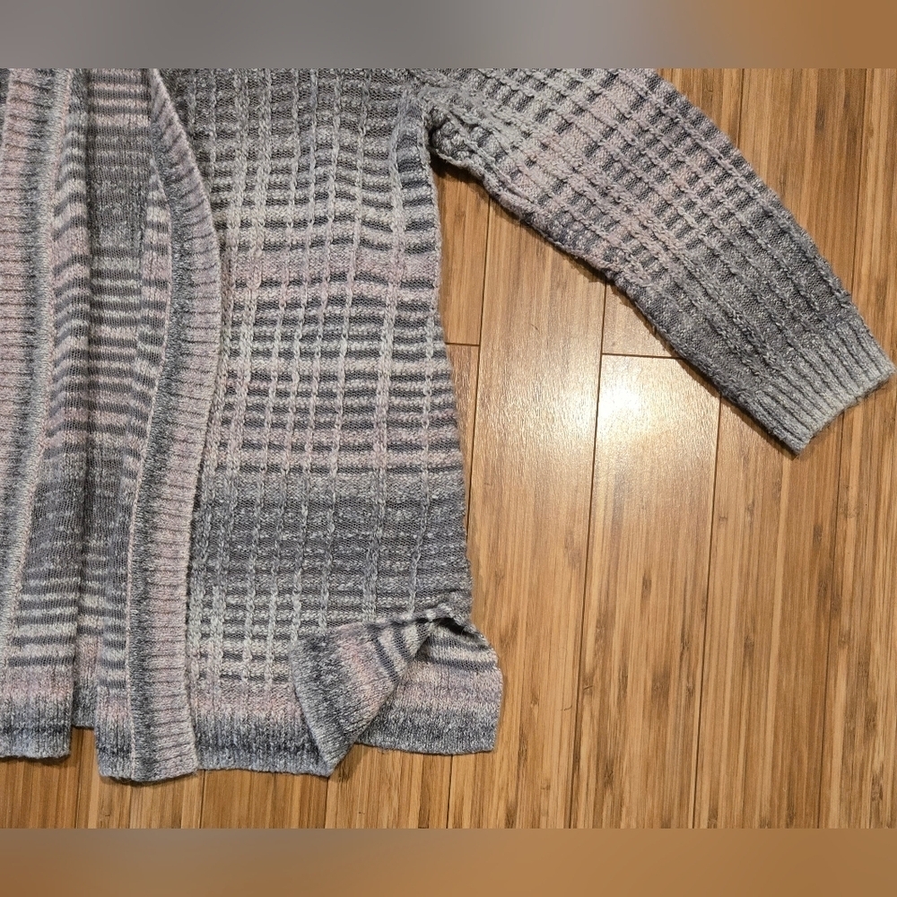 CJ Banks Gray and Pink Cardigan - Picture 2 of 8